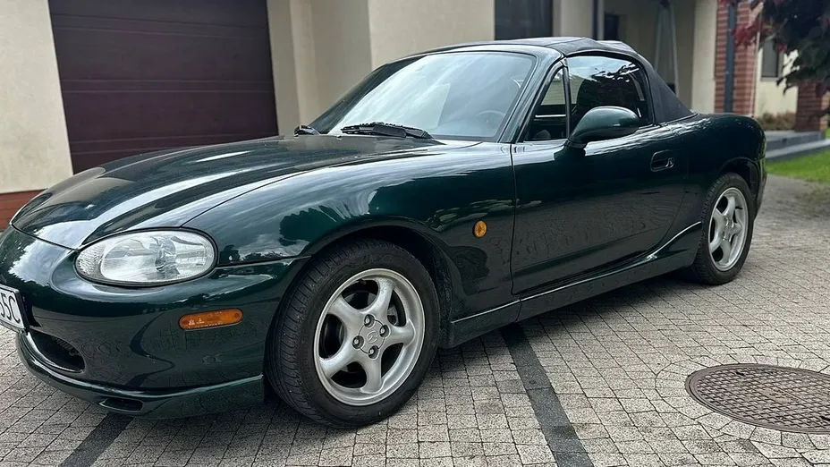 MAZDA MX-5 -