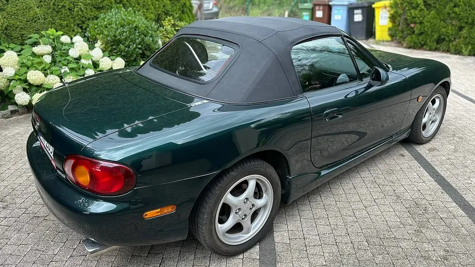 MAZDA MX-5 -