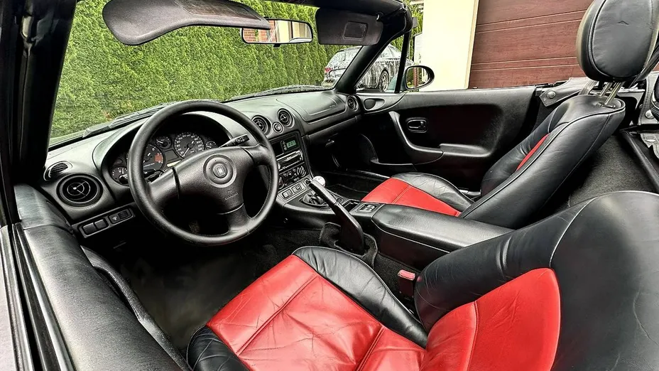 MAZDA MX-5 -