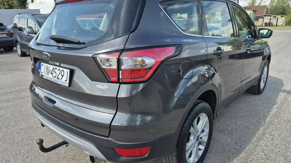 FORD Kuga -