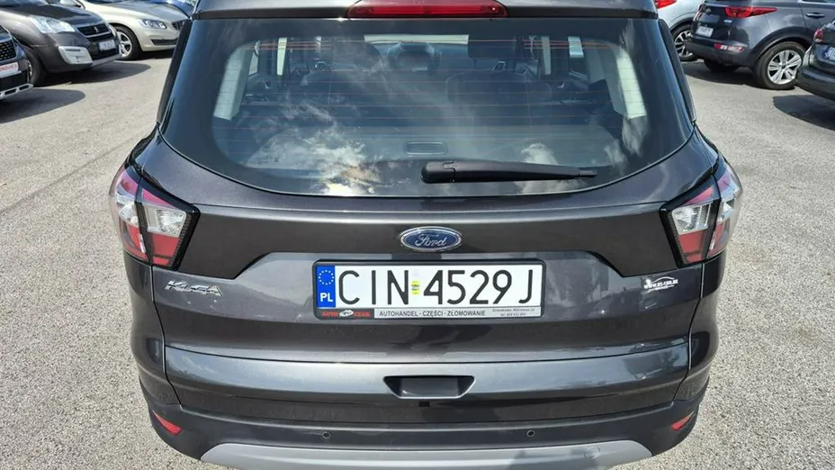 FORD Kuga -