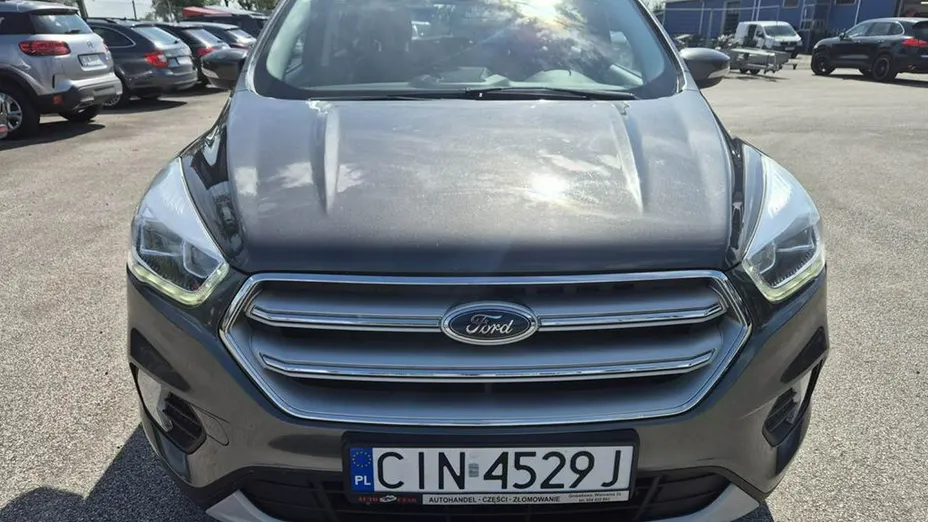FORD Kuga -