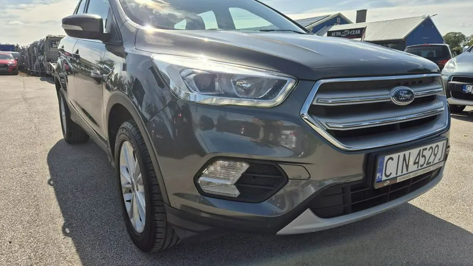 FORD Kuga -