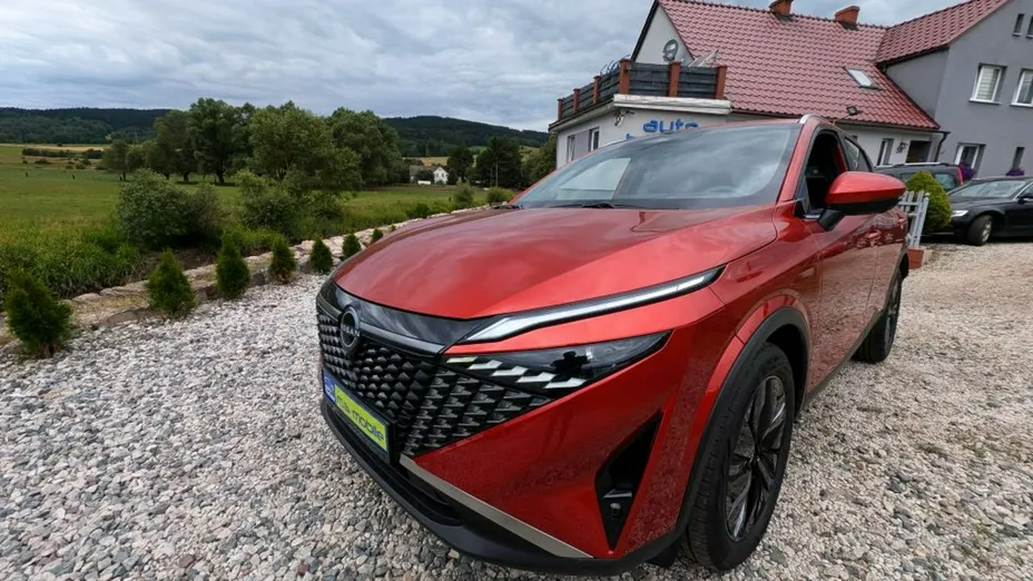 NISSAN Qashqai -