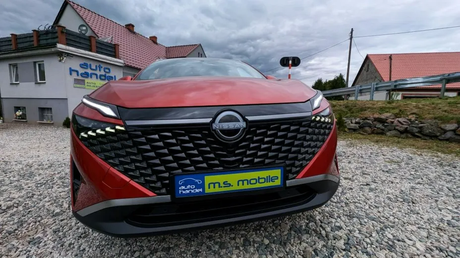 NISSAN Qashqai -
