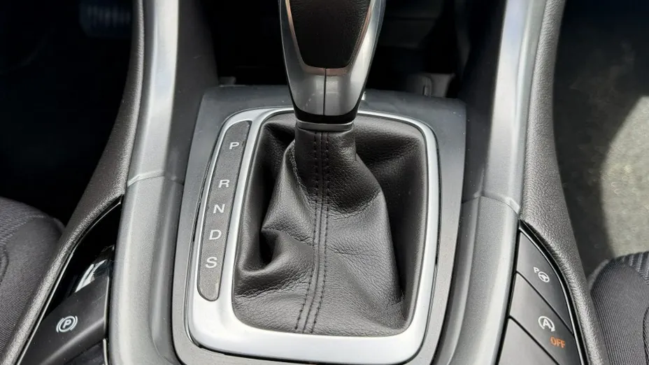 FORD Mondeo -