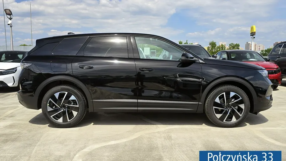 OPEL Grandland X -