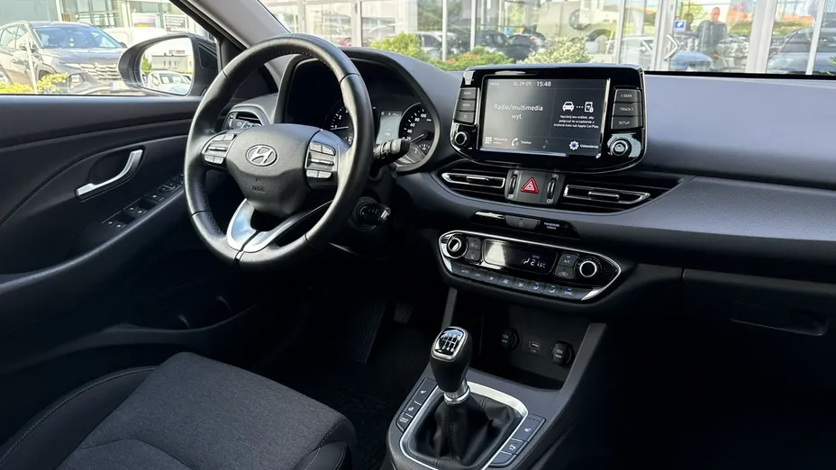 HYUNDAI i30 -