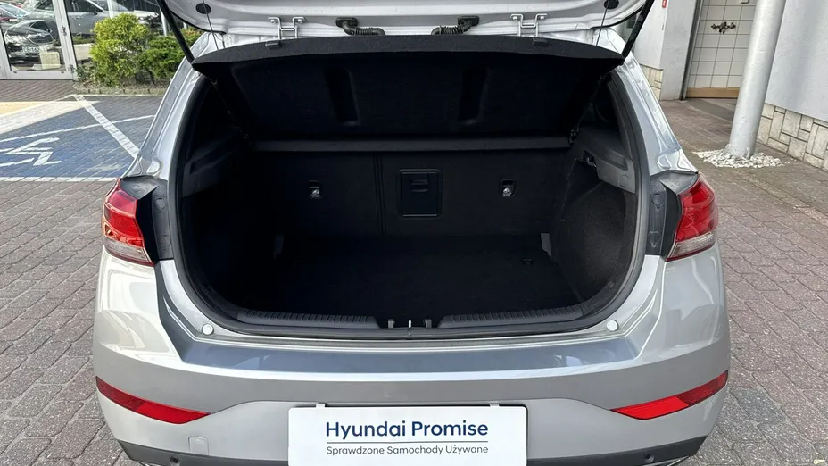 HYUNDAI i30 -