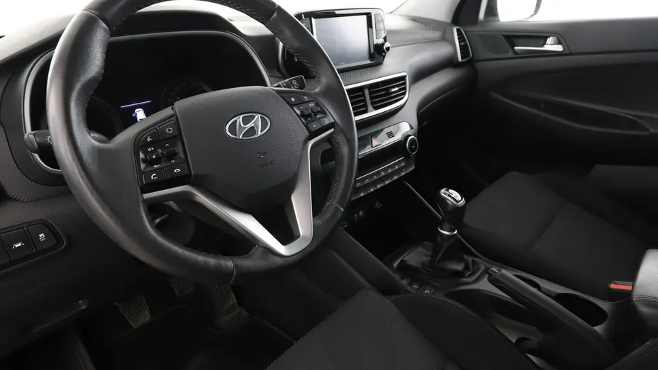 HYUNDAI Tucson -