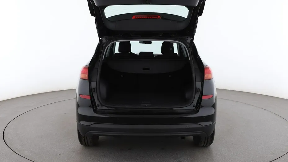 HYUNDAI Tucson -
