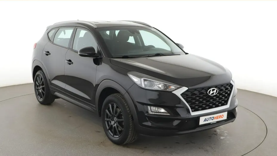 HYUNDAI Tucson -