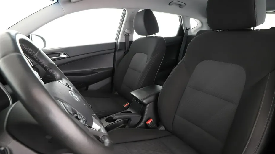 HYUNDAI Tucson -