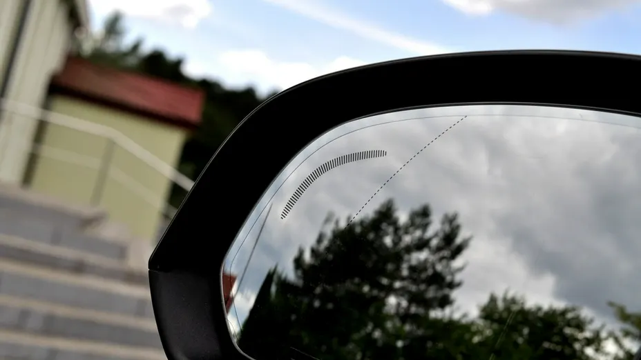VOLVO XC40 -