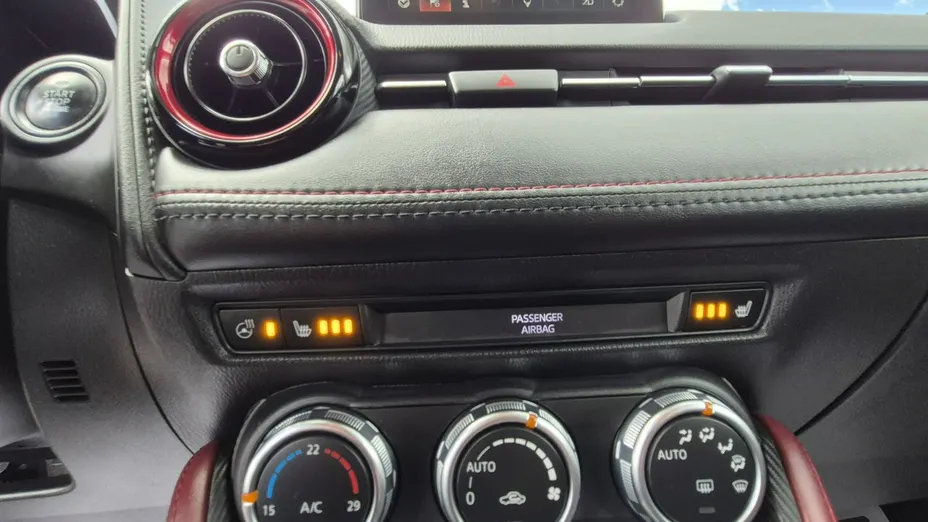 MAZDA CX-3 -