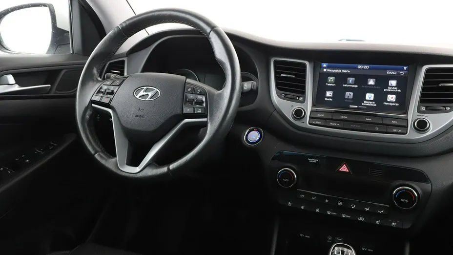 HYUNDAI Tucson -