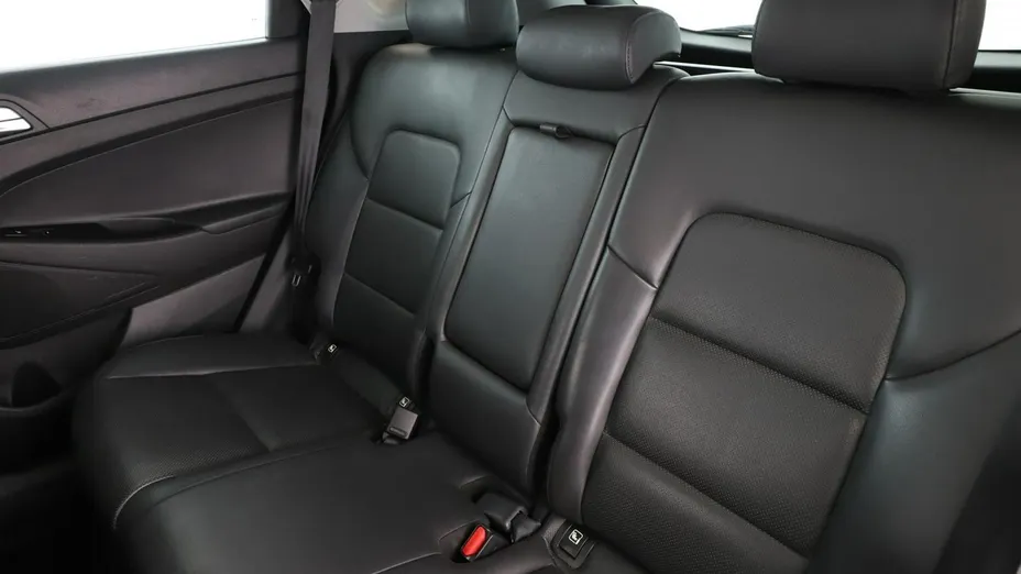 HYUNDAI Tucson -