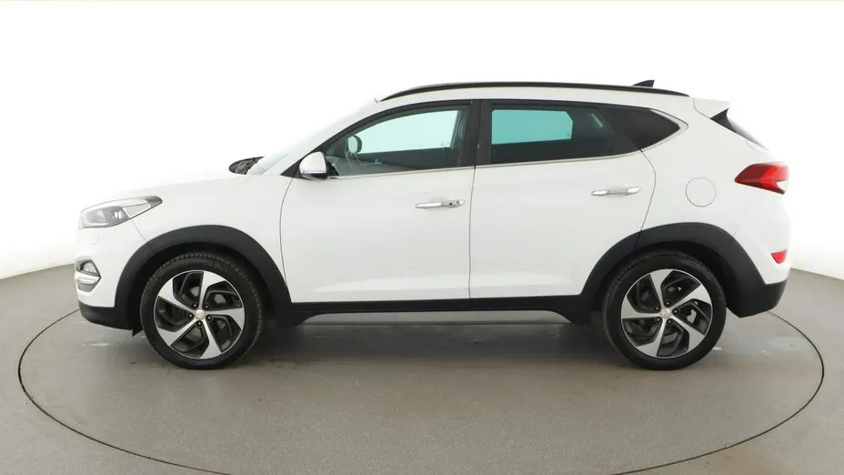 HYUNDAI Tucson -