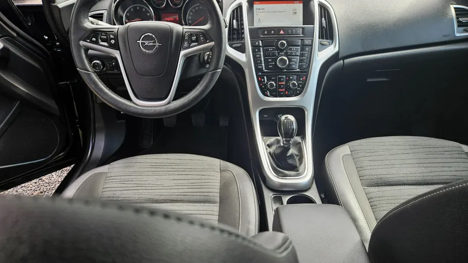 OPEL Astra -