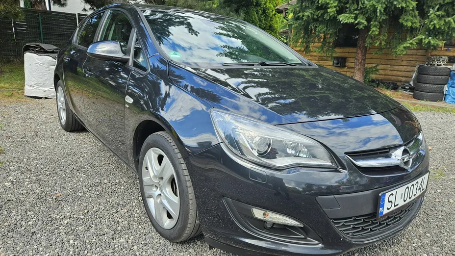OPEL Astra -