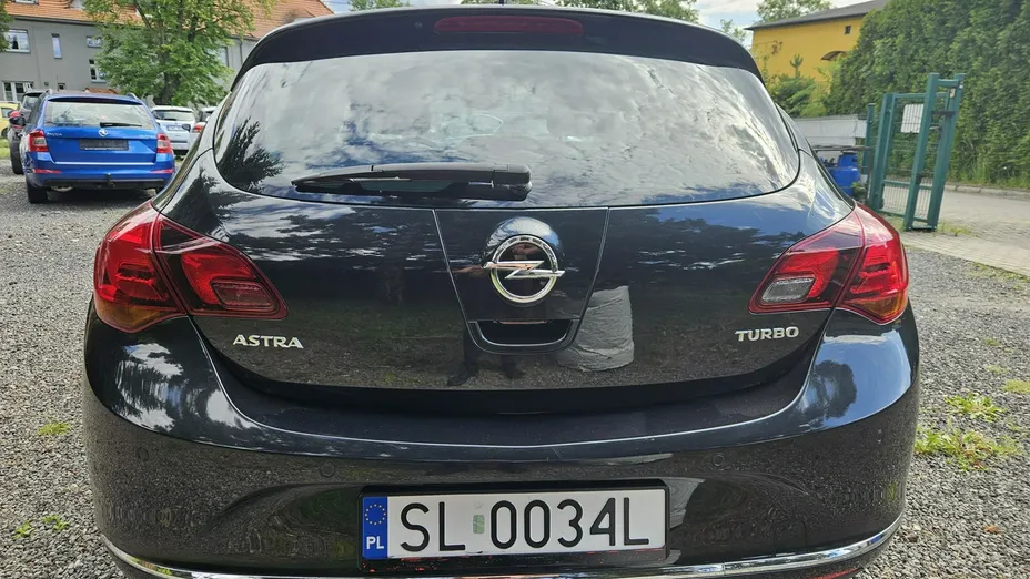 OPEL Astra -