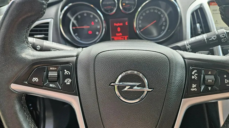 OPEL Astra -