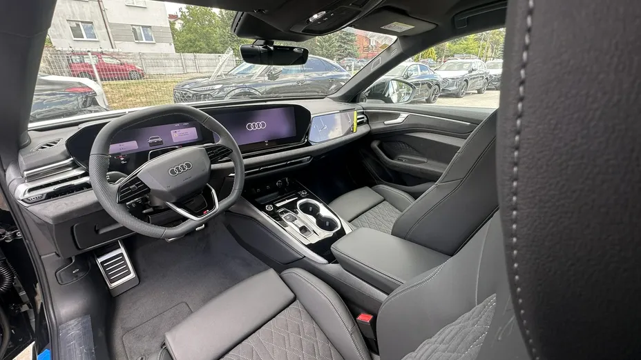 AUDI A6 -