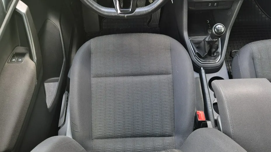 VOLKSWAGEN Caddy -