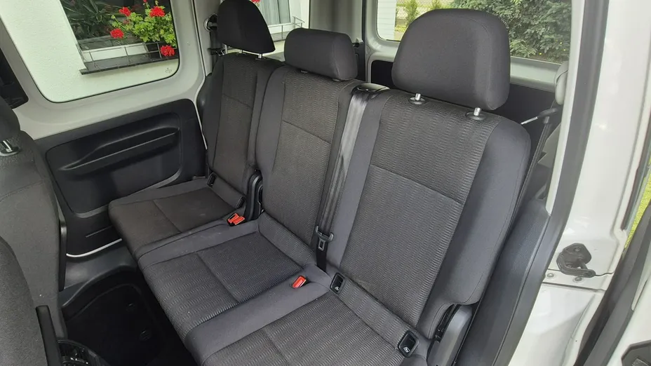 VOLKSWAGEN Caddy -