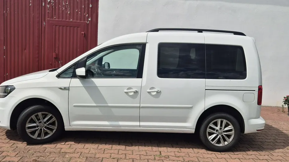 VOLKSWAGEN Caddy -