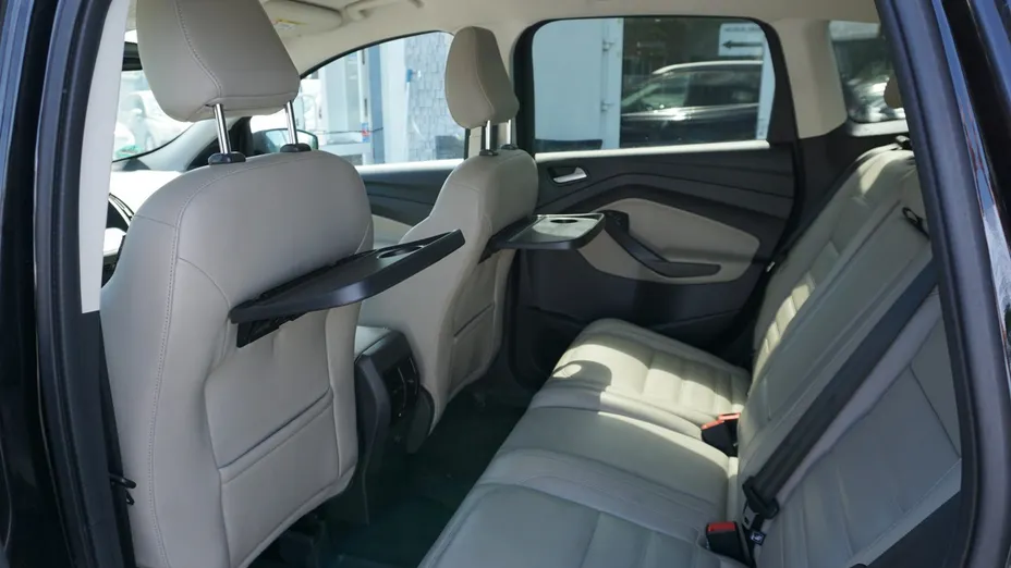FORD Kuga -