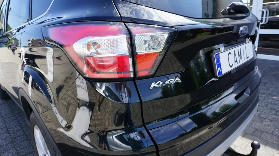 FORD Kuga -