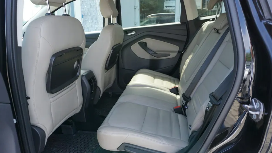 FORD Kuga -
