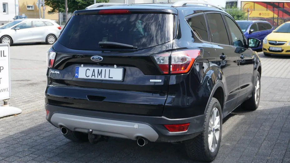 FORD Kuga -