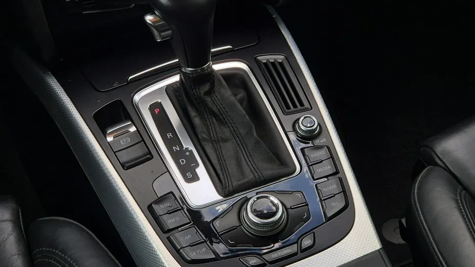 AUDI A4 Avant -