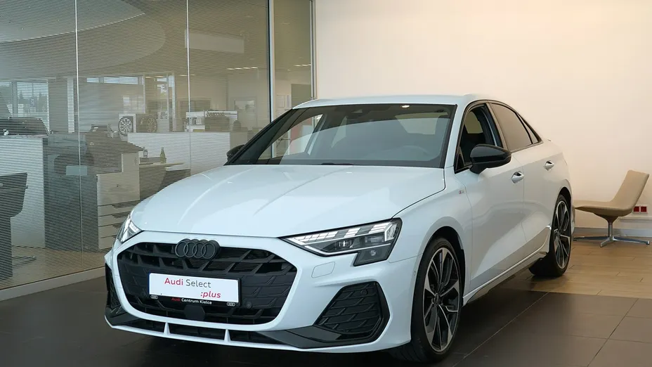AUDI A3 Limousine -