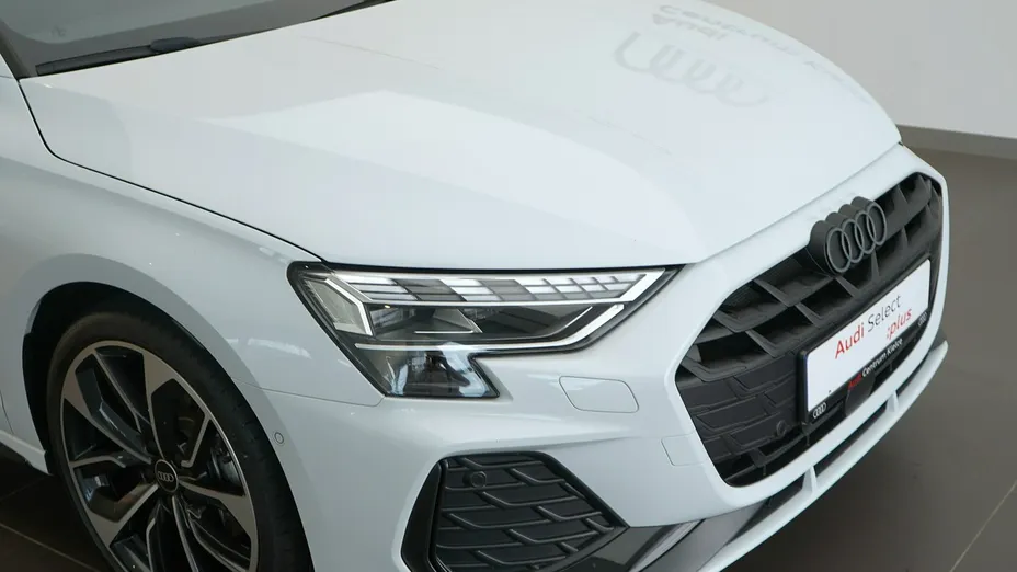 AUDI A3 Limousine -