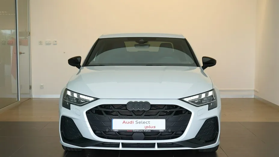 AUDI A3 Limousine -