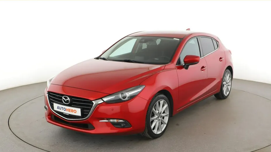 MAZDA 3 -