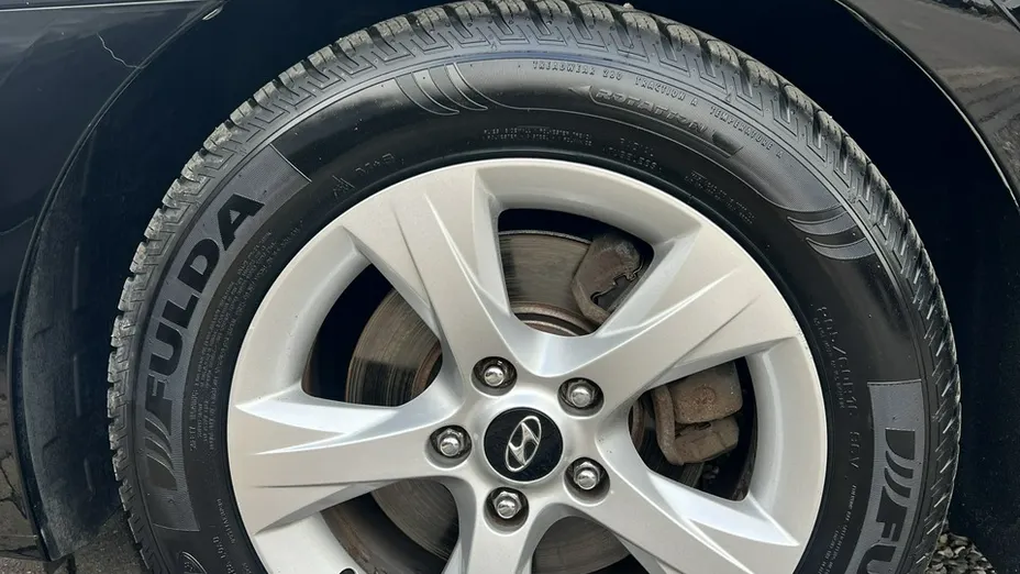HYUNDAI i40 -