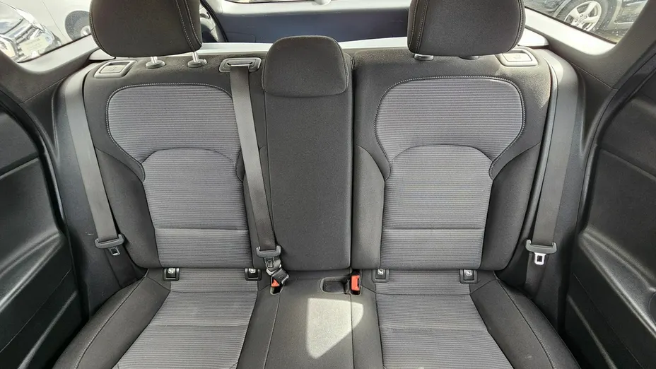 HYUNDAI i30 -