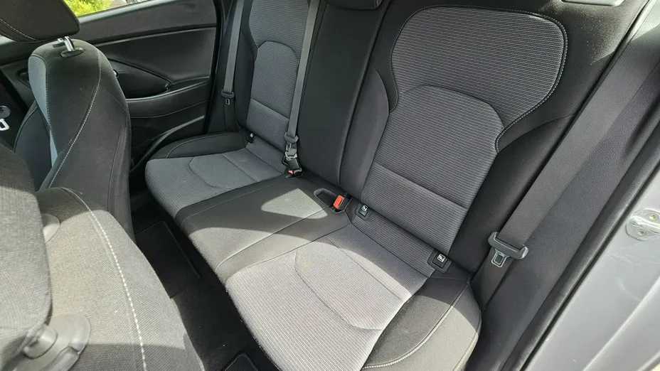 HYUNDAI i30 -