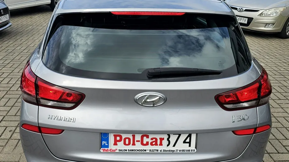 HYUNDAI i30 -