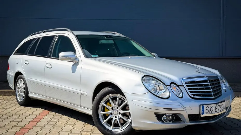 MERCEDES-BENZ E Klasa -