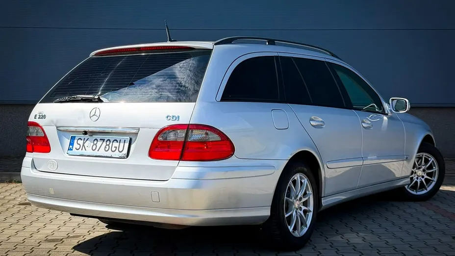 MERCEDES-BENZ E Klasa -
