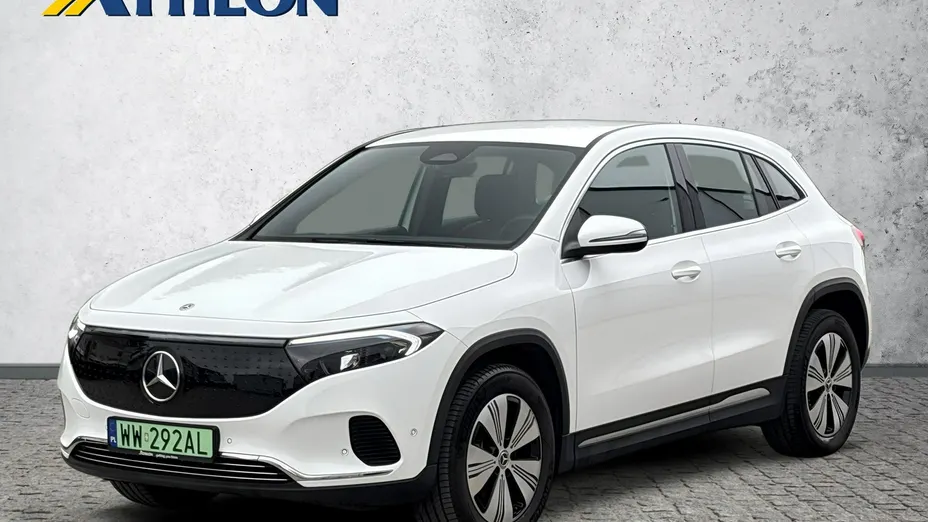 MERCEDES-BENZ EQA -