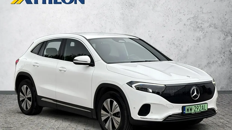 MERCEDES-BENZ EQA -