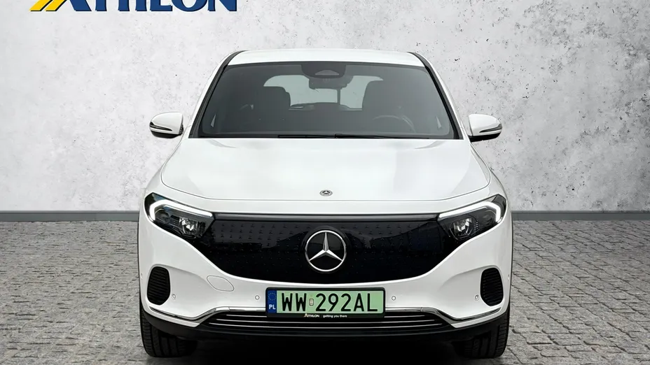 MERCEDES-BENZ EQA -
