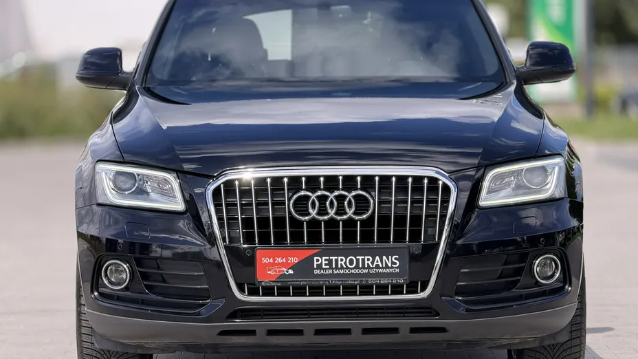 AUDI Q5 -