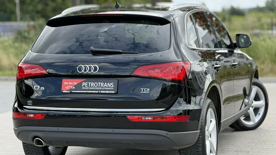 AUDI Q5 -